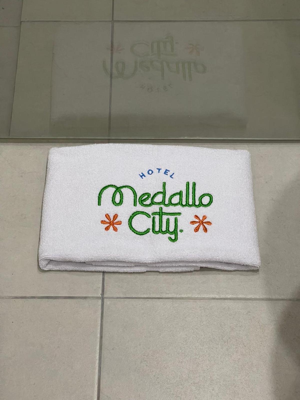 Hotel Medallo City Medellín Zewnętrze zdjęcie